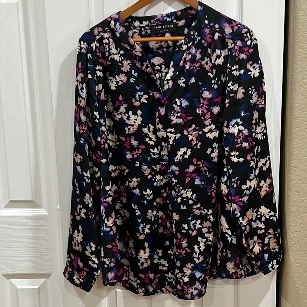 Lane Bryant Women's Floral Top - Black and Pink size 18 - Picture 1 of 8